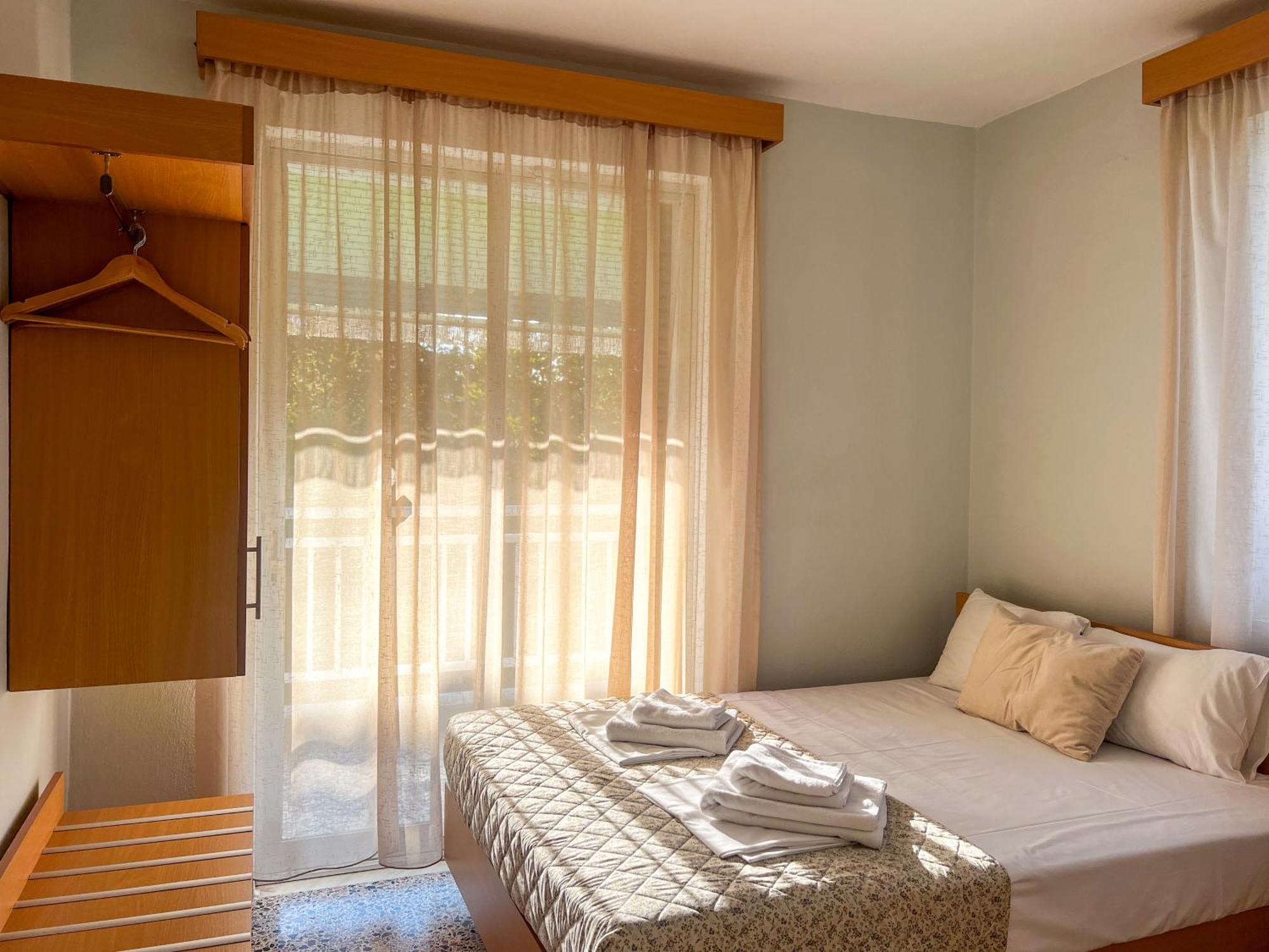 Prado Apartment Hotel Limin Litochorou Экстерьер фото