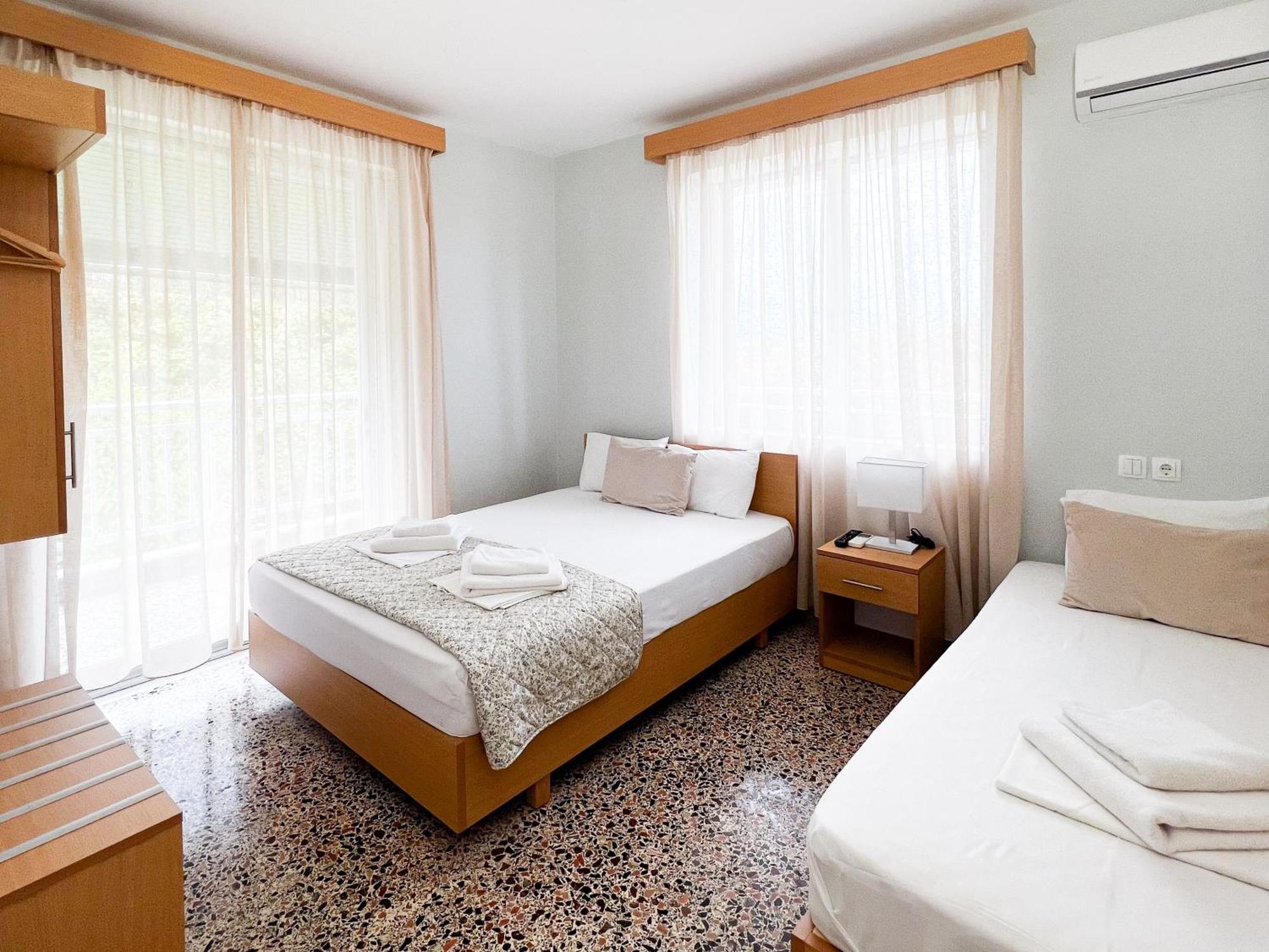 Prado Apartment Hotel Limin Litochorou Экстерьер фото